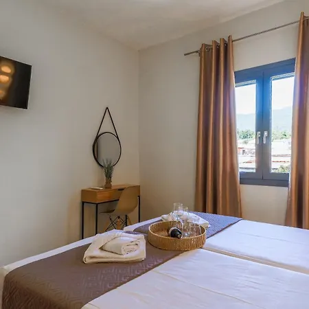 Lavrio Corfu Ýpsos